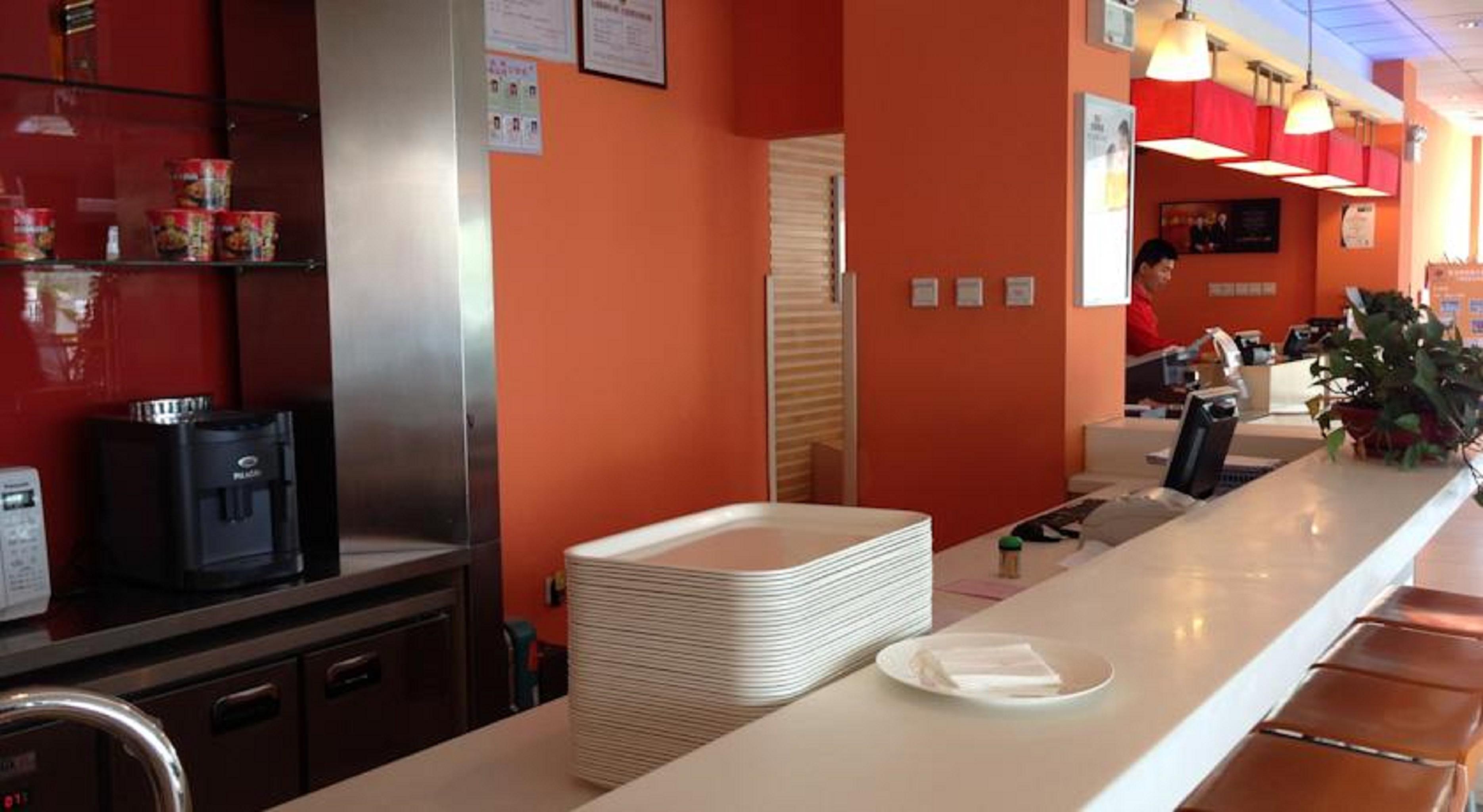 Ibis Qingdao Ningxia Road Hotel Екстериор снимка