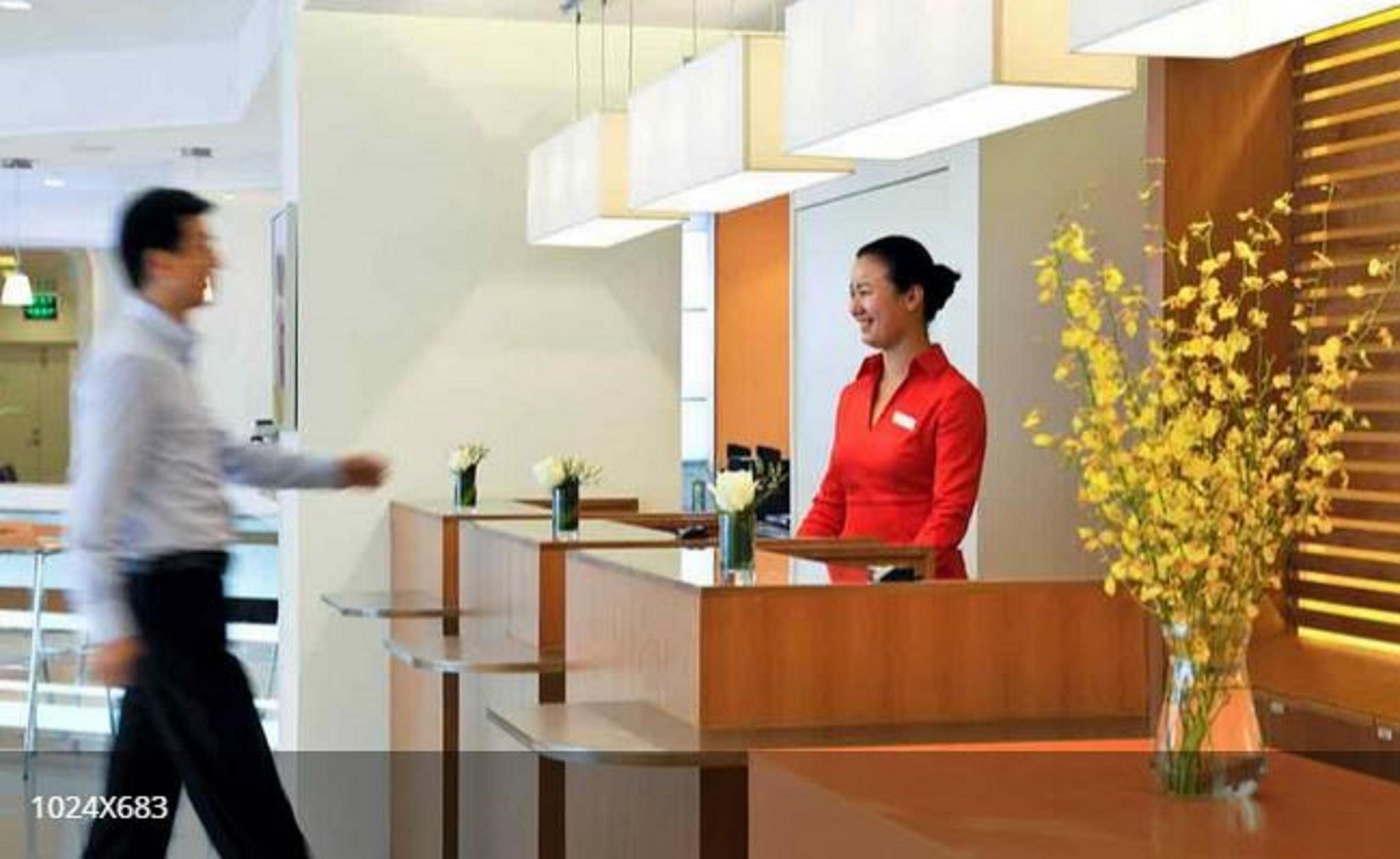 Ibis Qingdao Ningxia Road Hotel Екстериор снимка