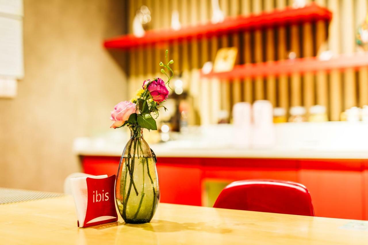 Ibis Qingdao Ningxia Road Hotel Екстериор снимка