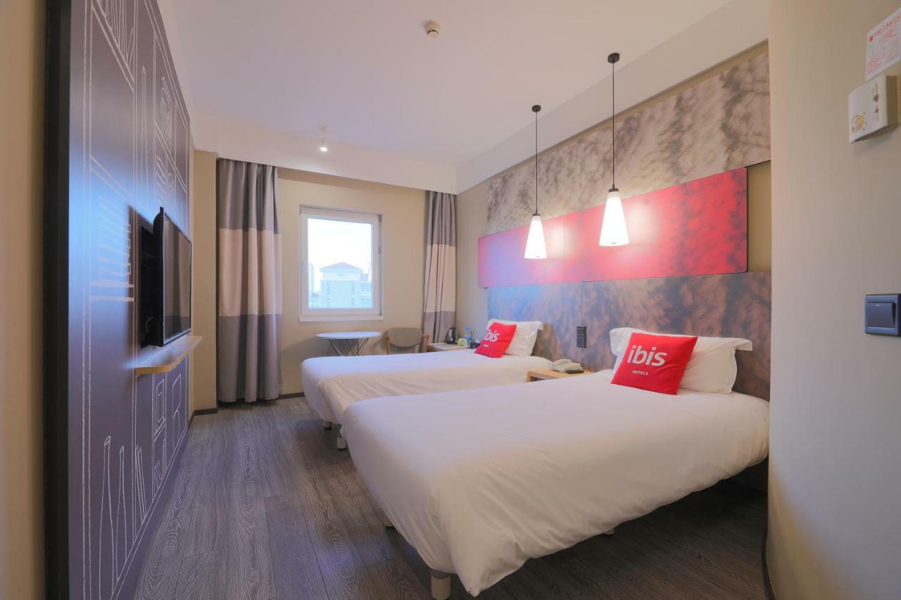 Ibis Qingdao Ningxia Road Hotel Екстериор снимка